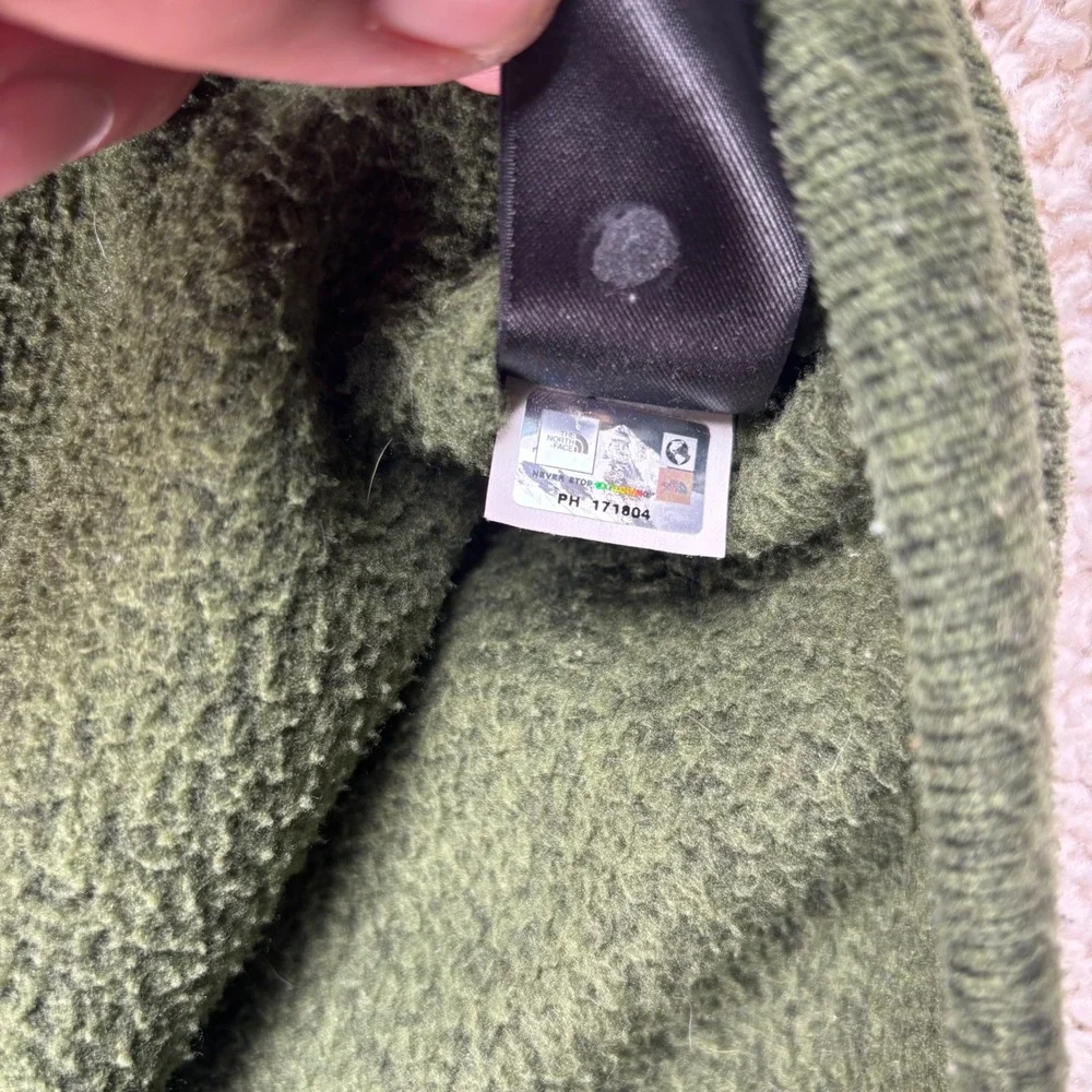 The North Face Gordon Lyons 1/4 Zip Fleece Mens M Green Sweater Knit Pullover